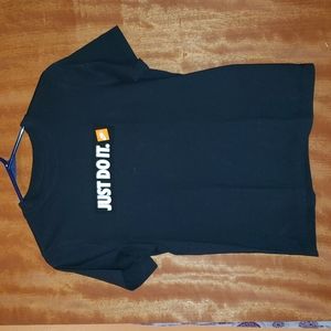 YOUTH NIKE TSHIRT (boy/girl)